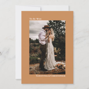 Golden Tan Camel Minimalistisches vertikales Foto Einladung