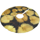 Golden Tropical Blätter: Licuala Elegance Polyester Weihnachtsbaumdecke (Schrägansicht)