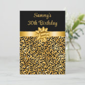 Golden und Black Leopard Print Birthday Party Einladung (Stehend Vorderseite)