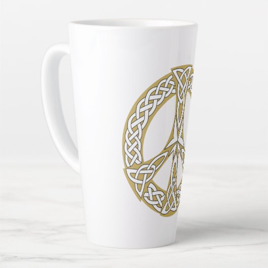 Golden und White Celtic Peace Sign Milchtasse (Linke Ecke)