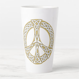 Golden und White Celtic Peace Sign Milchtasse