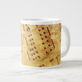 Golden Vintage Notennotiz Jumbo-Tasse (Vorderseite Rechts)