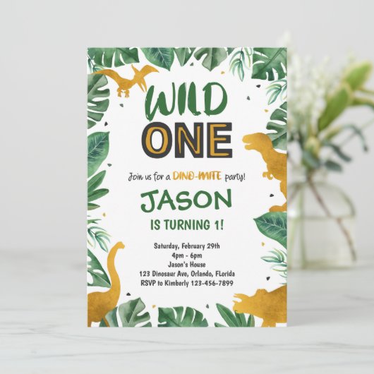 Golden Wild One Dinosaurier Einladung (Stehend Vorderseite)