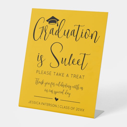 Golden Yellow Abschluss ist Sweet Minimal Script Sockelschild (Vorderseite)