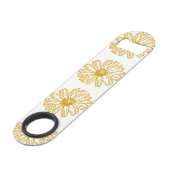 Golden Yellow Daisies Print, Daisy Floral Pattern Speed Flaschenöffner (Vorderseite Schrägansicht)