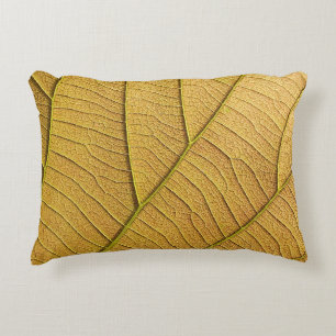 Golden yellow leaf pattern in the morning.  dekokissen