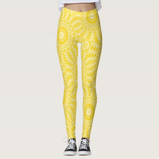 Golden Yellow Mandala Pattern Leggings (Vorderseite)