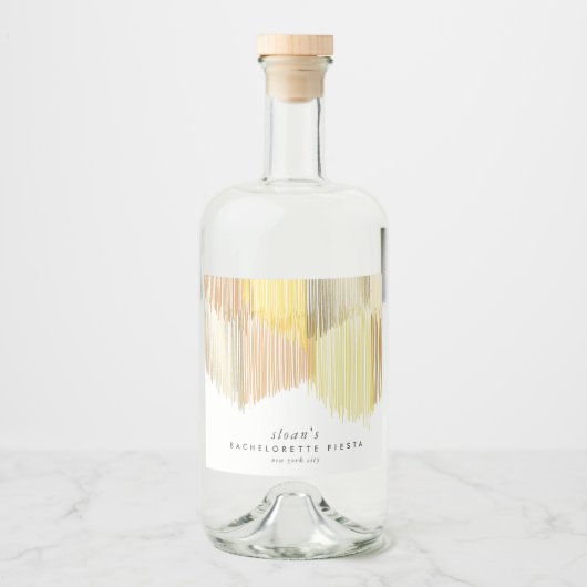 Golden Yellow Modern Fringe Junggeselinnen-Abschie Alkoholflaschenetikett (Vorderseite)