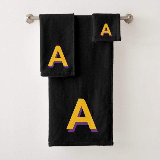 Golden Yellow Monogram on Black Badhandtuch Set (Insitu)