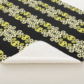 Golden Yellow Ornamental Stripe Seamless Pattern Sherpadecke (3/4)