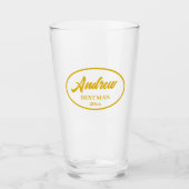 Golden Yellow Stylized Name Wedding Best Man Glas (Vorderseite)