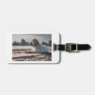 Goldendoodle am Strand Gepäckanhänger