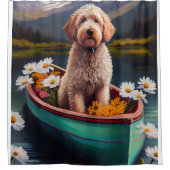 Goldendoodle auf dem Paddle: Ein Landschaftliches  Duschvorhang (Vorderseite)
