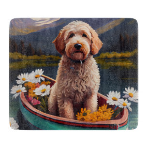 Goldendoodle auf einem Paddel: Ein landschaftliche Schneidebrett