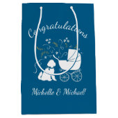 Goldendoodle Dog Baby Shower Boy Blue Mittlere Geschenktüte (Vorderseite)