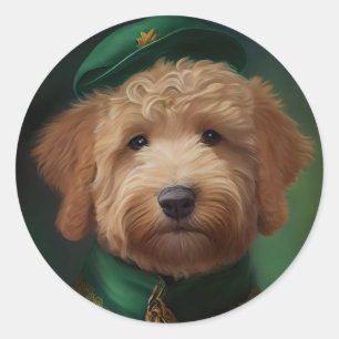 Goldendoodle Hund in St. Patrick's Day Dress Runder Aufkleber