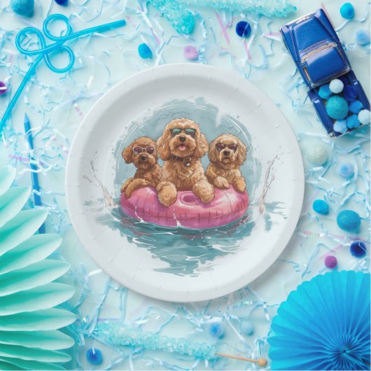 Goldendoodle Hunde Sommer Ananas Pool Float Pappteller (Party)