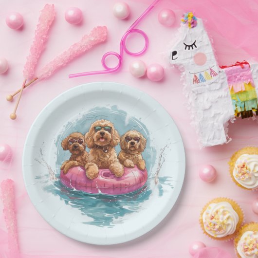 Goldendoodle Hunde Sommer Ananas Pool Float Pappteller (Party)