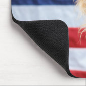 Goldendoodle mit amerikanischer Flagge Mousepad (Ecke)
