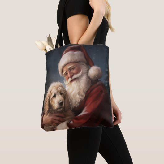 Goldendoodle mit dem Weihnachtsmann Weihnachten Tasche (Von Nahem)
