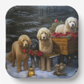 Goldendoodle Snowy Sleigh Weihnachtsdekor Pappteller (Vorderseite)