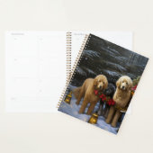 Goldendoodle Snowy Sleigh Weihnachtsdekor Planer (Anzeige)
