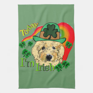 Goldendoodle St. Patricks Tag Handtuch