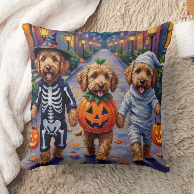 Goldendoodle-Trick-oder-Treating Halloween-Kostüme Kissen (Decke)