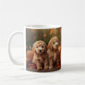 Goldendoodle Welpe Herbst Kürbis Kaffeetasse (Links)