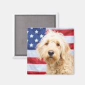 Goldendoodle With American Flag Magnet (Vorderseite/Rückseite)