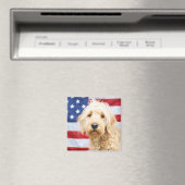 Goldendoodle With American Flag Magnet (In Situ (Geschirrspüler))
