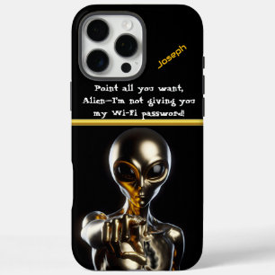 Goldene Alien in einem surrealen, dunklen Reich iPhone 16 Pro Max Hülle