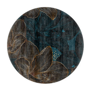 Goldene Amaryllis: Vintage-Luxus-Blumen. Schneidebrett