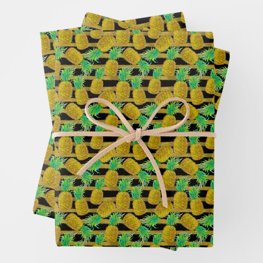 Goldene Ananas auf Streifen | Monogramm Geschenkpapier Set (Beispiel)