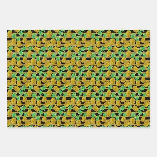Goldene Ananas auf Streifen | Monogramm Geschenkpapier Set (Vorderseite)