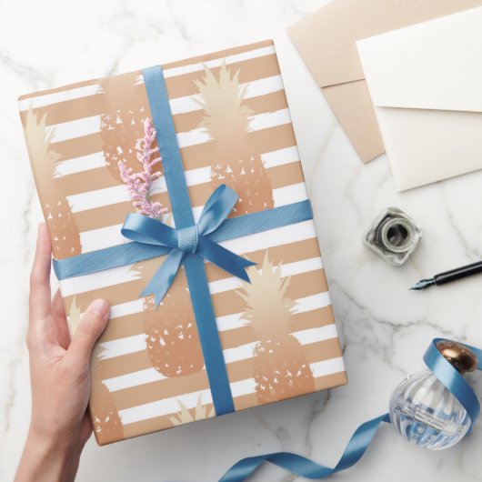 Goldene Ananas-Muster Geschenkpapier (Schenken)