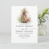 Goldene Ananas Pink Floral Beach Hochzeit Einladung (Stehend Vorderseite)