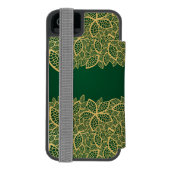 Goldene Blatspitze auf grünem Hintergrund Incipio iPhone Geldbeutel-Hülle (Folio Rückseite)