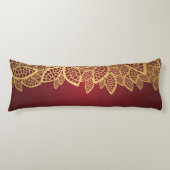 Goldene Blatspitze auf rotem Hintergrund Seitenschläferkissen (Vorderseite)