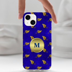 Goldene Blätter auf blauem Velvet Mit Monogramm Case-Mate iPhone 14 Hülle