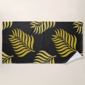 Goldene Blätter auf schwarzem Hintergrund Strandtuch (Vorderseite)