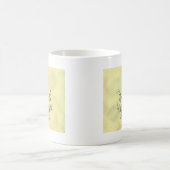 Goldene Blätter auf Zweigen Kaffeetasse (Mittel)