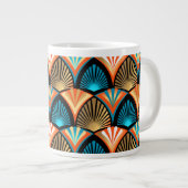 Goldene Blätter aus geometrischen Palmen im Art Dé Jumbo-Tasse (Vorderseite Rechts)