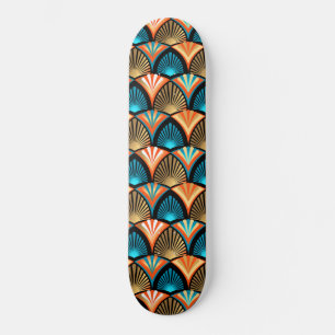Goldene Blätter aus geometrischen Palmen im Art Dé Skateboard