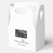 Goldene Bogen zum 60-jährigen Jubiläum Geschenkschachtel (Geöffnet)