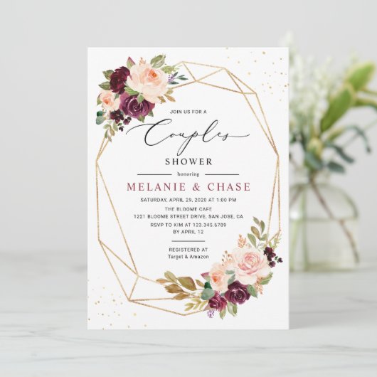 Goldene Burgundy Blush Paare Dusche Einladung (Stehend Vorderseite)