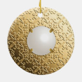 Goldene Damaske mit einer Imitate-Mabe-Perle Keramikornament (Hinten)