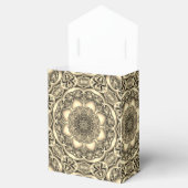 Goldene dekorative Geschenkboxen Geschenkschachtel (Geöffnet)