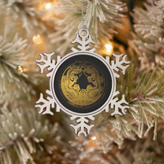 Goldene Drachen mit schwarzem Hintergrund, chinesi Schneeflocken Zinn-Ornament (Baum)