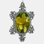 Goldene Dusche Tropengelbe Blüte Schneeflocken Zinn-Ornament (Links)